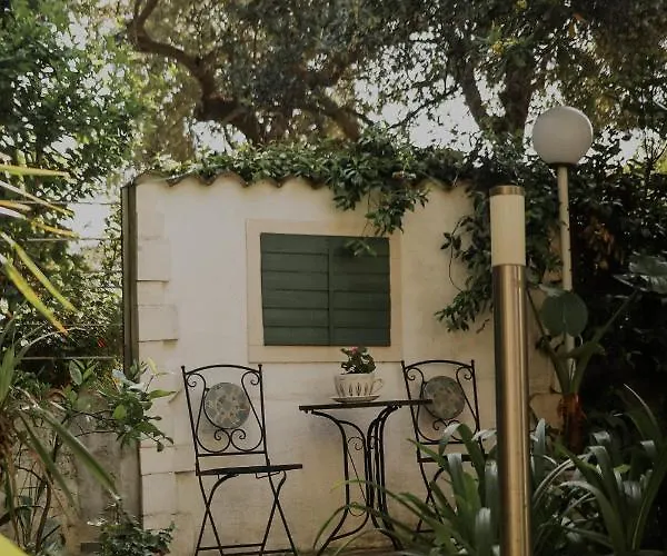 Rafaela Appartement *